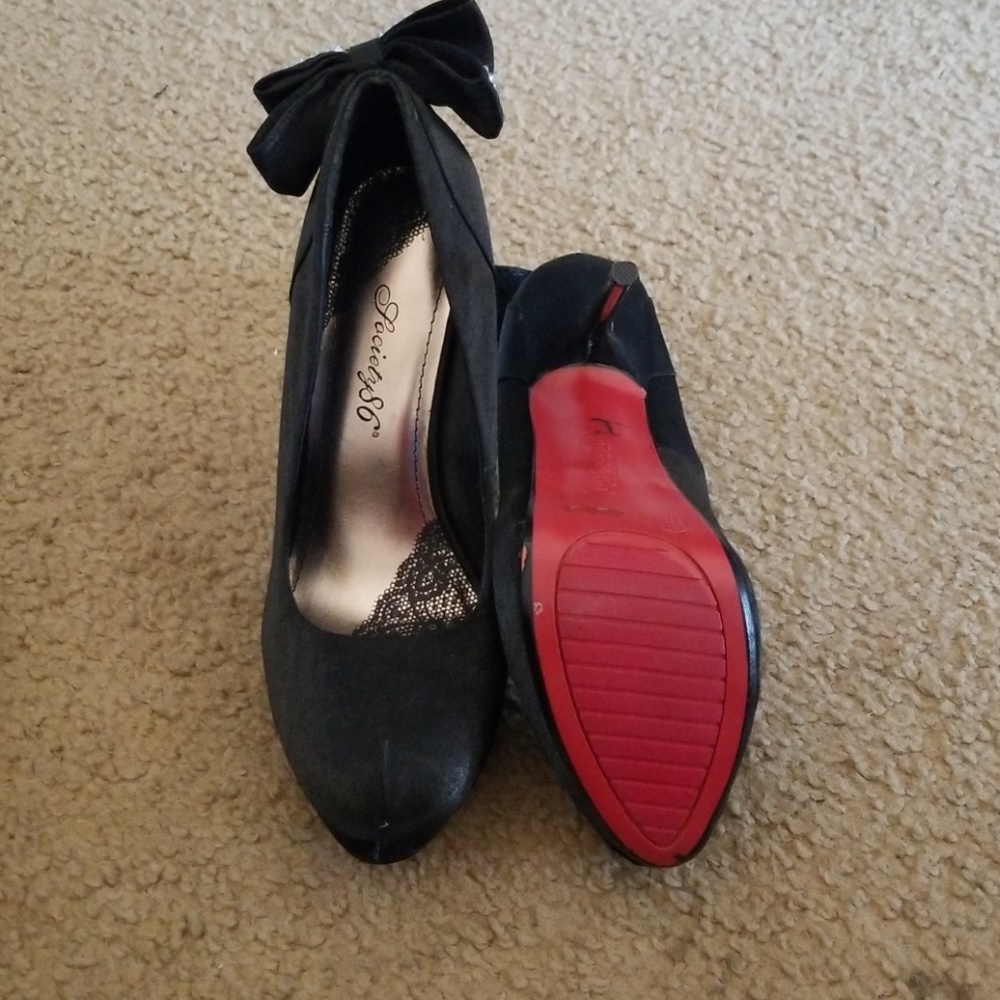 Fancy Heals - image 3